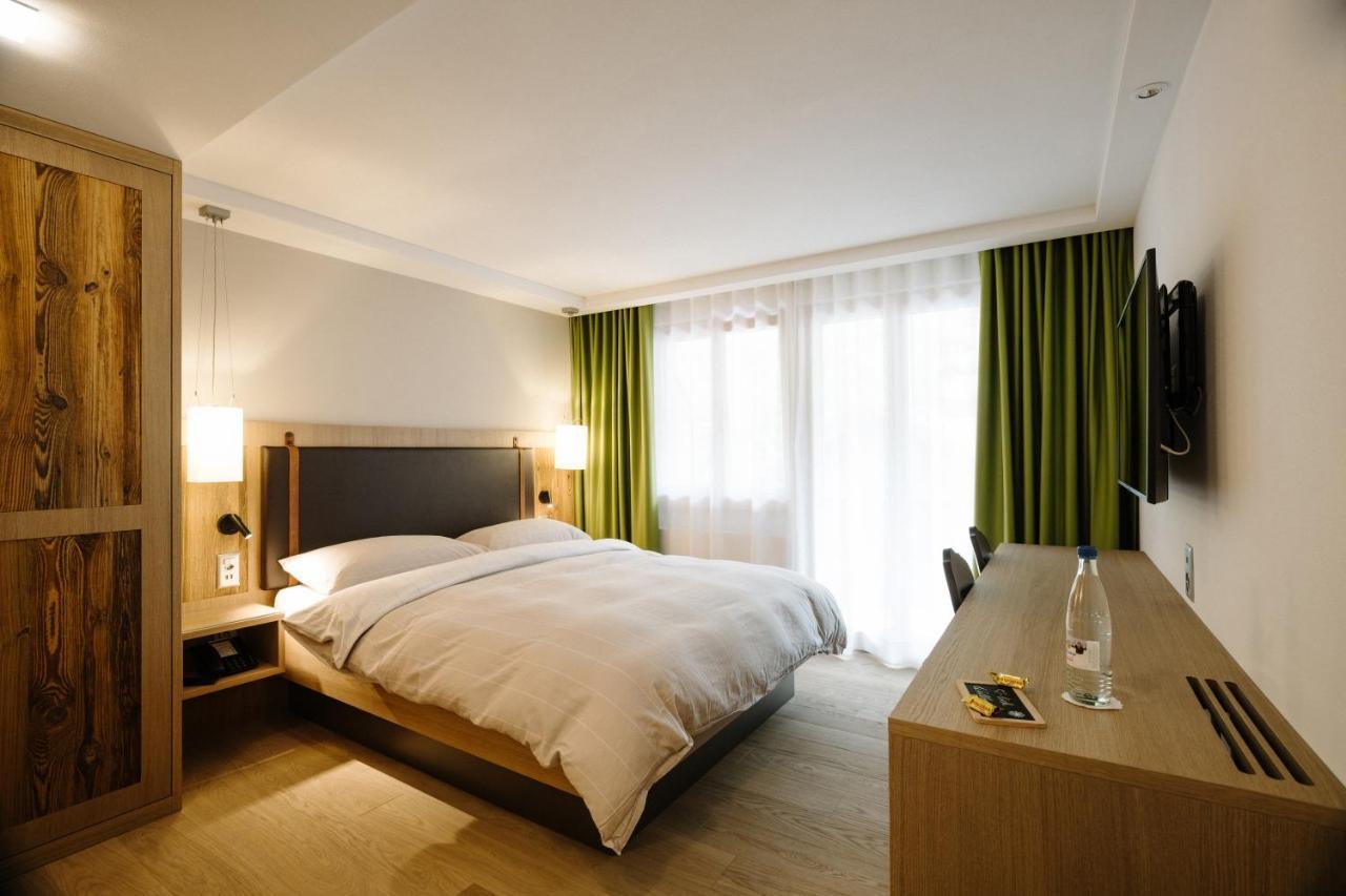 Hotel Adler